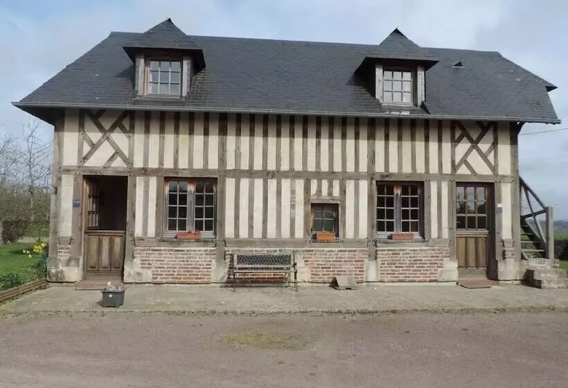 Aamiaismajoitus (B&B) Les Vergers De La Vicomté D Auge