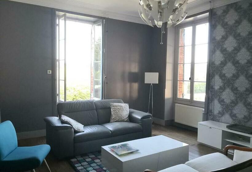 مبيت وإفطار Maison Courbarien
