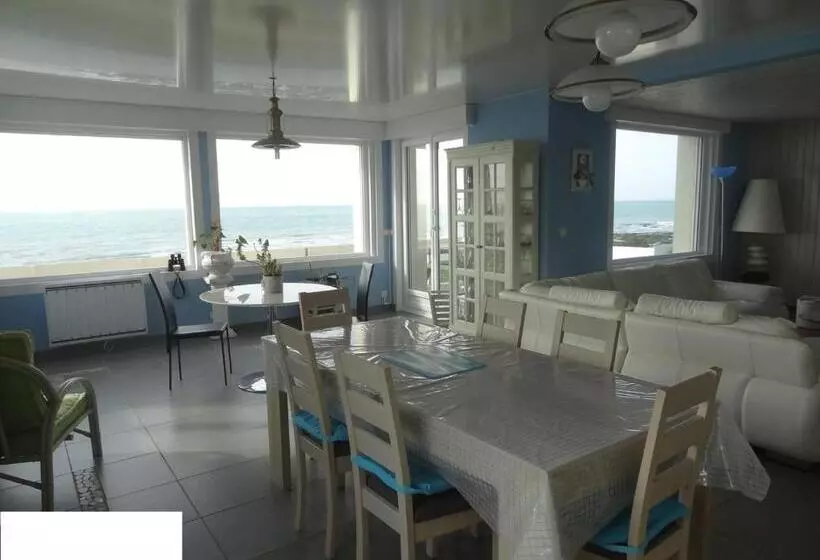 Aamiaismajoitus (B&B) Villa Face Mer