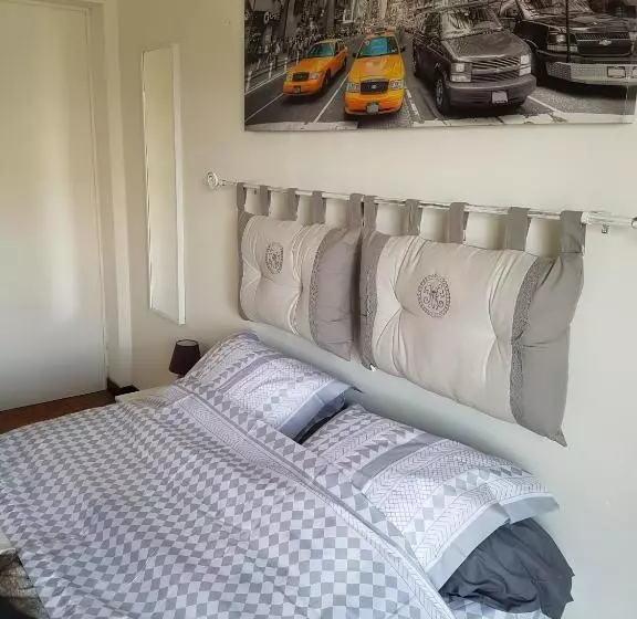 Aamiaismajoitus (B&B) Villa Face Mer