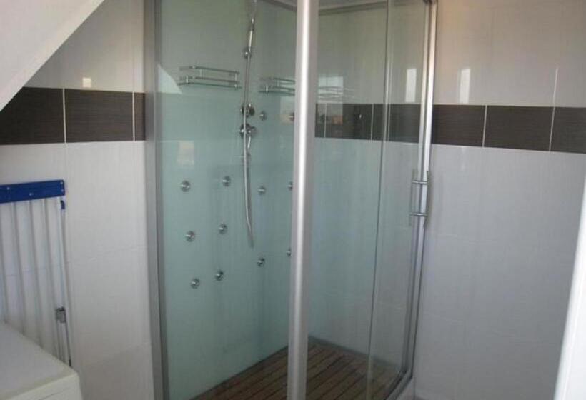 민박 Villa Face Mer