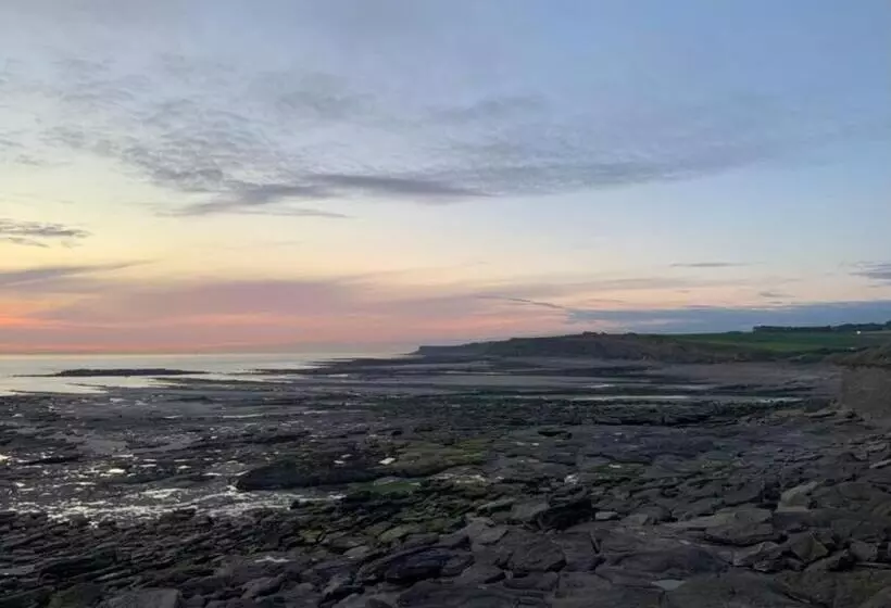 Aamiaismajoitus (B&B) Villa Face Mer