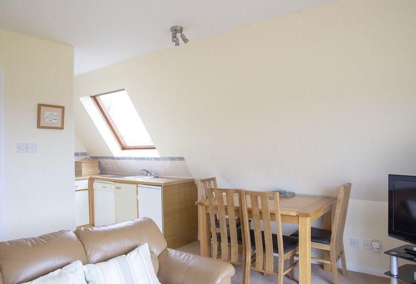 Highland Glen Lodge 1