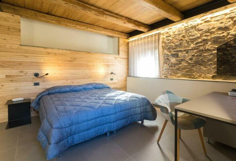 Hostal Borgotufi Albergo Diffuso