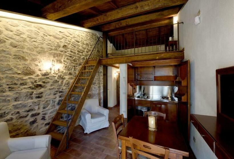 Hostal Borgotufi Albergo Diffuso