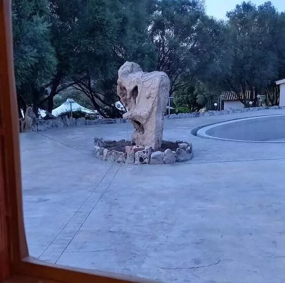 ホテル Agriturismo Muzzu