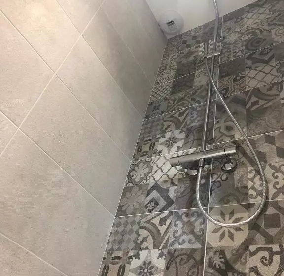 Majatalo Chambres D Hôtes Les Iris