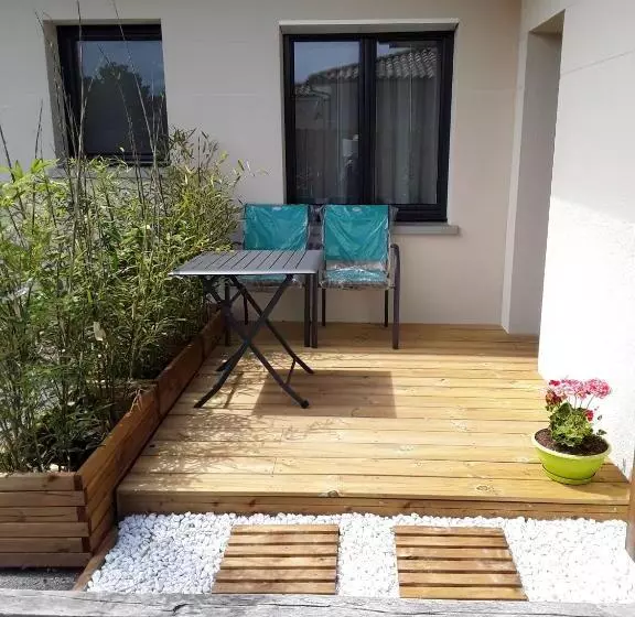 Majatalo Chambres D Hôtes Les Iris