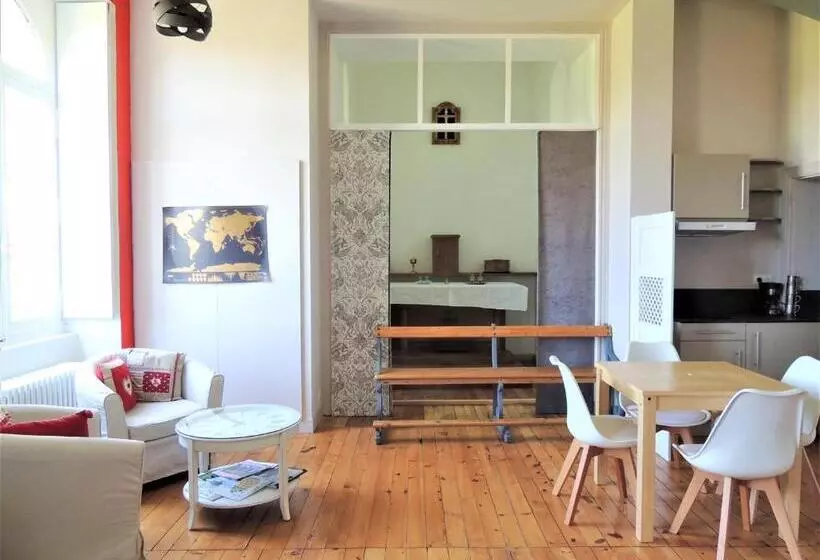 Majatalo Domaine Du Plessis Grimaud