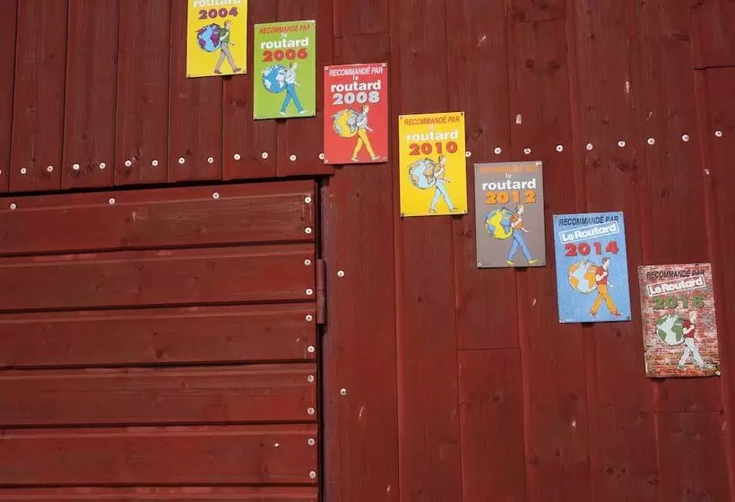 Aamiaismajoitus (B&B) Auberge Du Thiollet