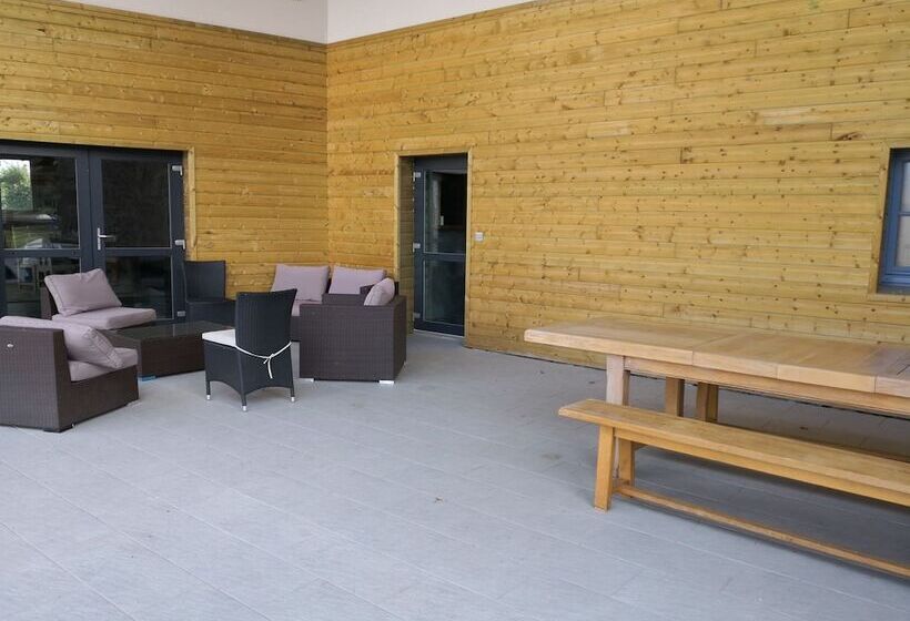 צימר Domaine De La Frissonnette