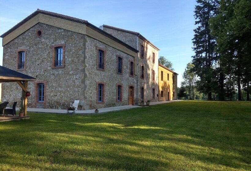 צימר Domaine De La Frissonnette