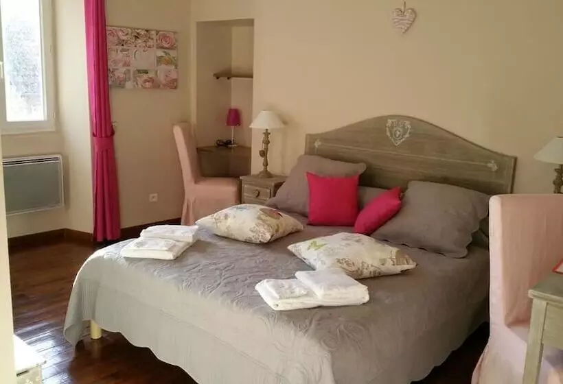 Aamiaismajoitus (B&B) Le Couvent De Nauviale