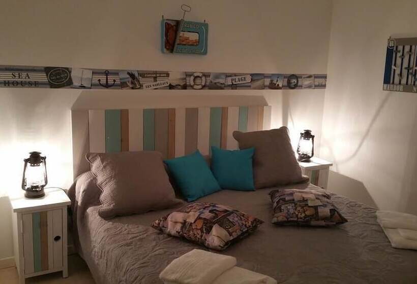 ベッドアンドブレックファースト Le Couvent De Nauviale