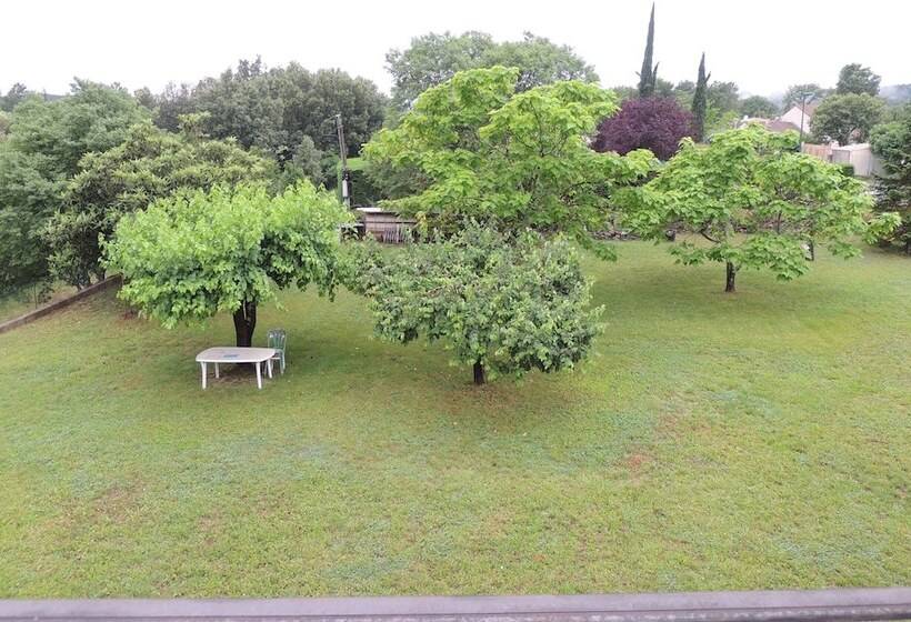 민박 Les Chataigniers