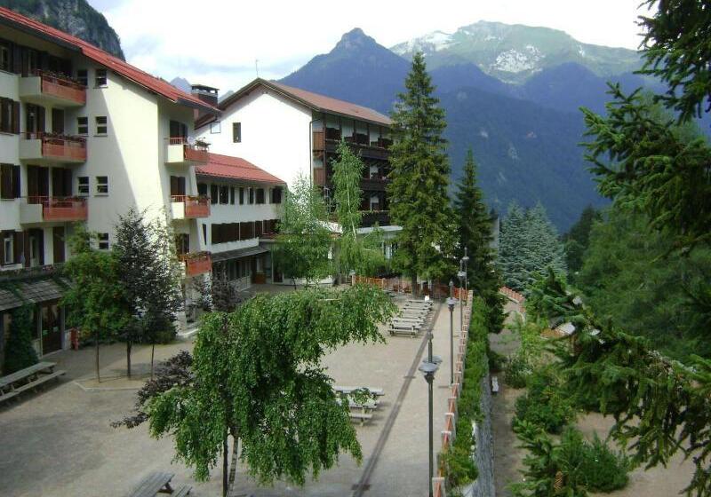 여관 Bella Italia & Efa Village