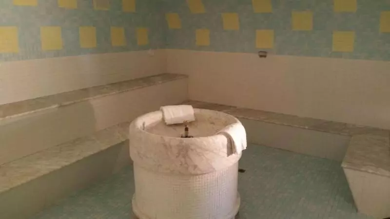 Hostelli Bella Italia & Efa Village