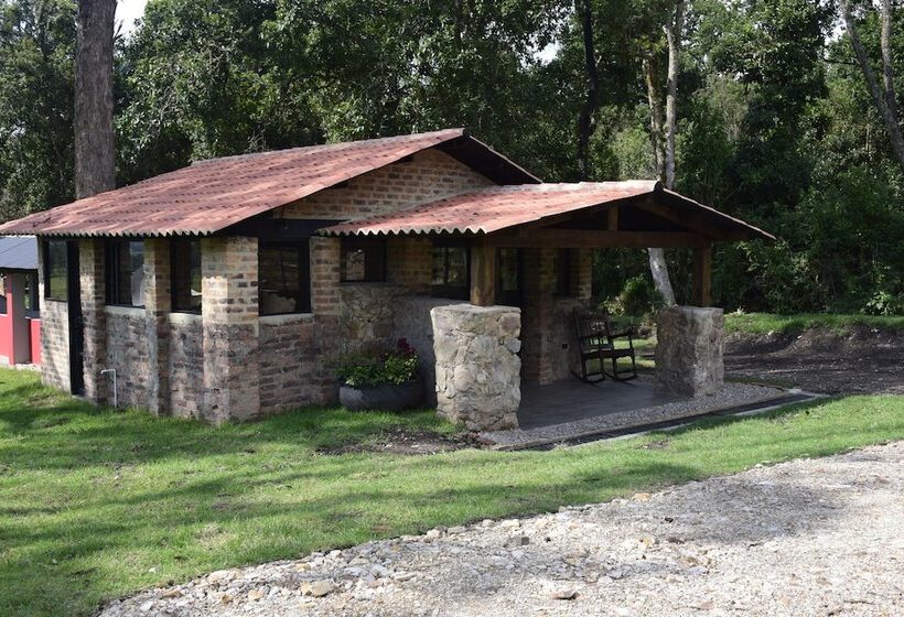 בית מלון כפרי La Victoria Glamping