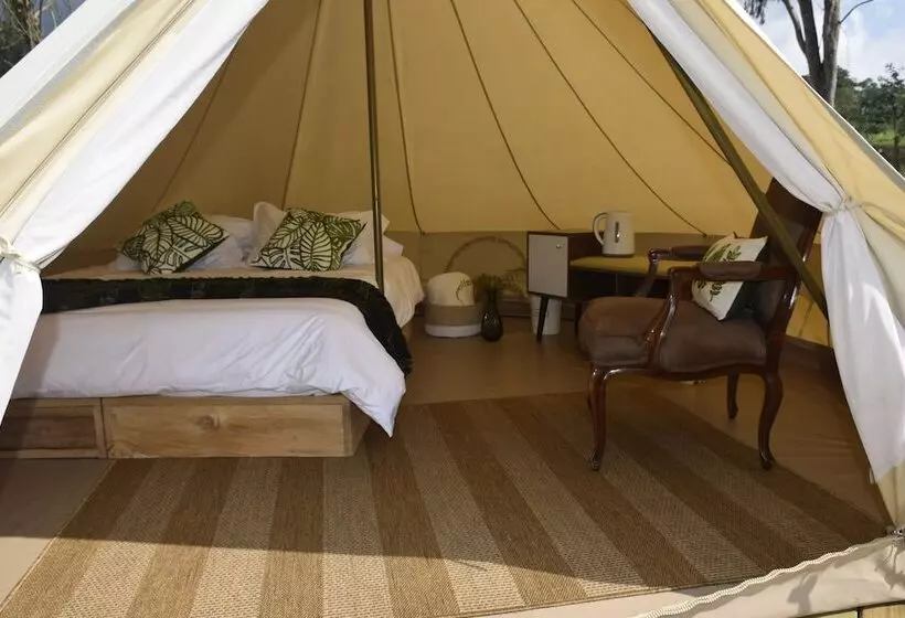 ホテル La Victoria Glamping