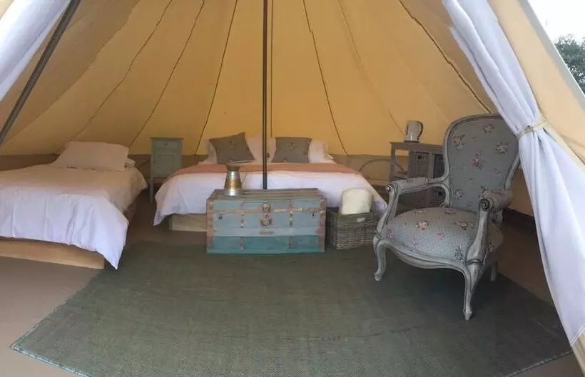 ホテル La Victoria Glamping