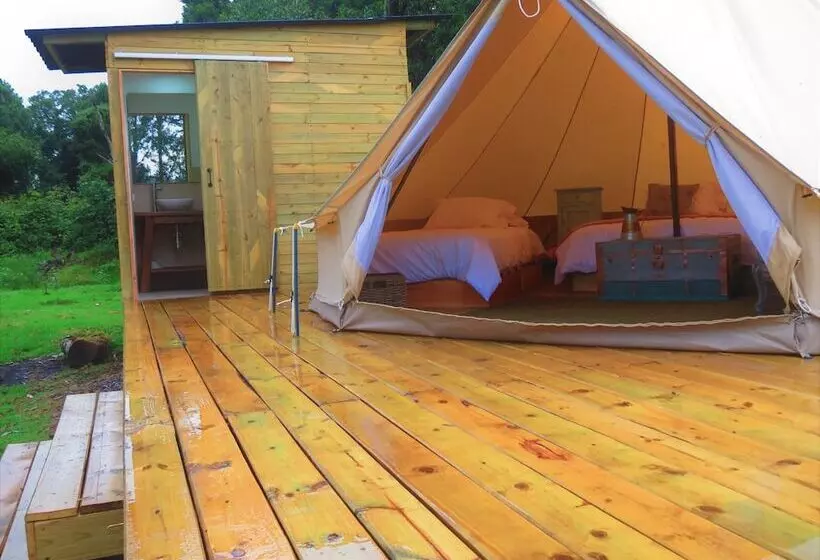 ホテル La Victoria Glamping