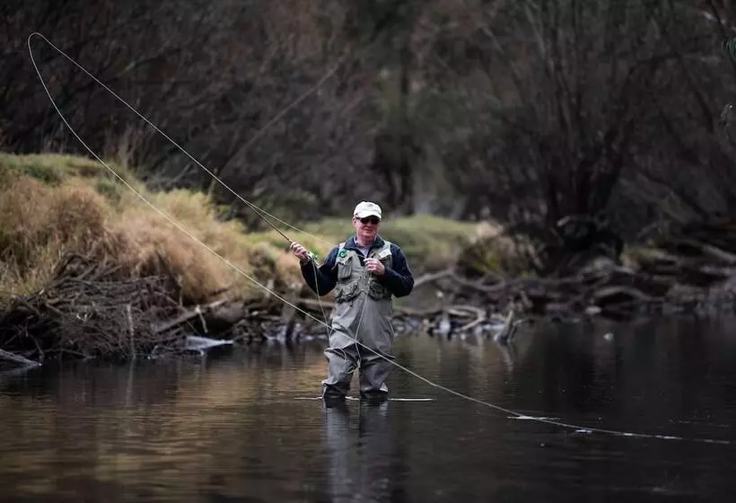 Hotelli Nimbo Fork Lodge