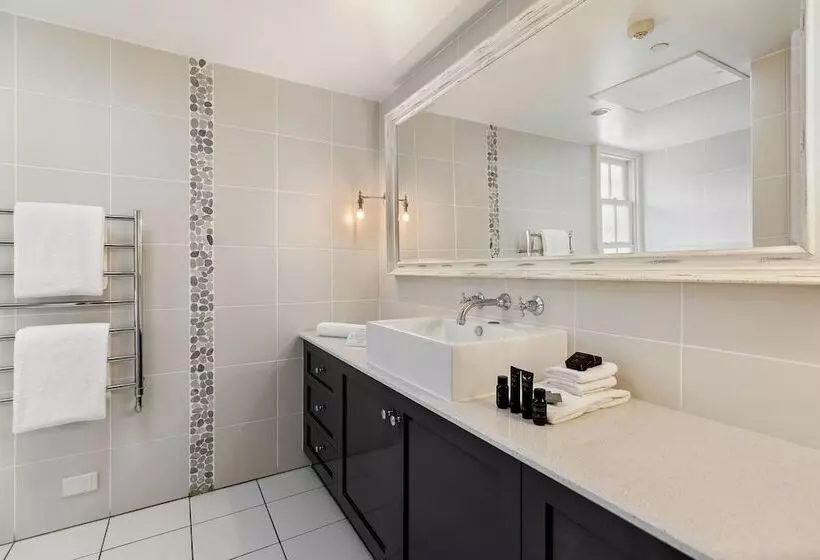 Hotelli Nimbo Fork Lodge