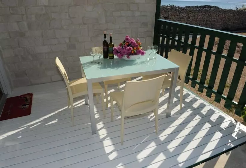 Hotelli Olive Garden Camp Resort