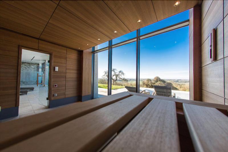 Hotel Schloss Leitheim