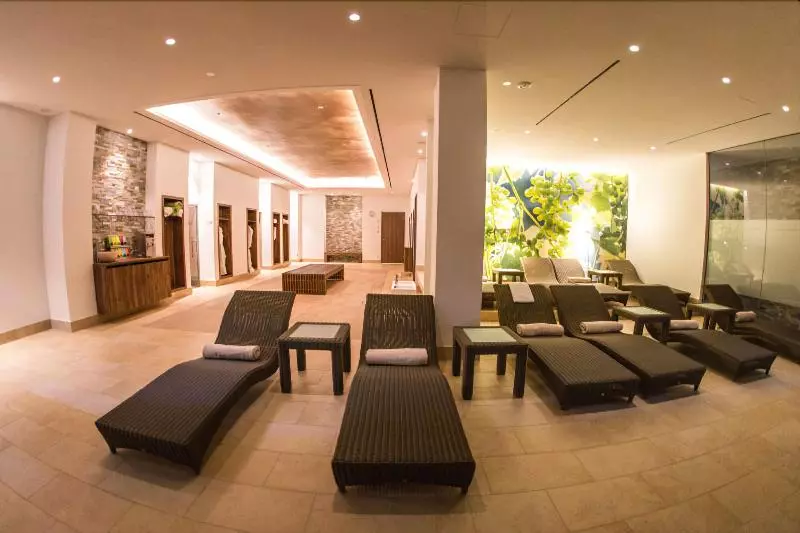 Hotelli Schloss Leitheim