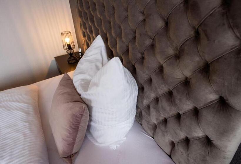 בית מלון כפרי V Business Appartments Stuttgart Magstadt