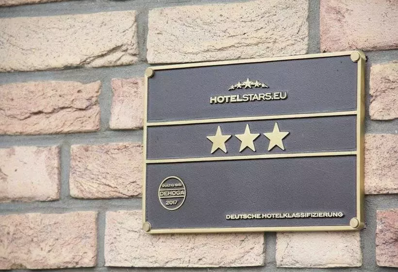 Hotelli Zur Neroburg