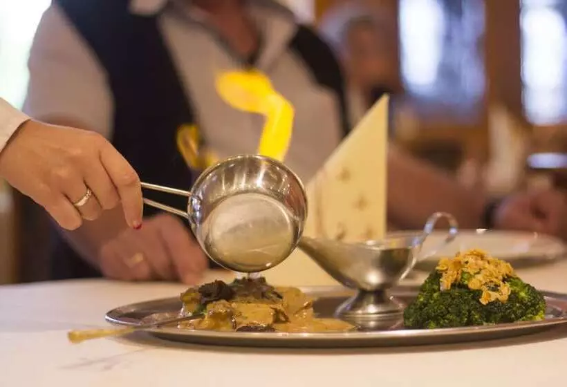 Hotelli Zur Neroburg