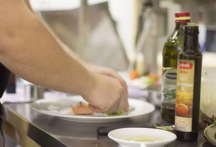 Hotelli Zur Neroburg