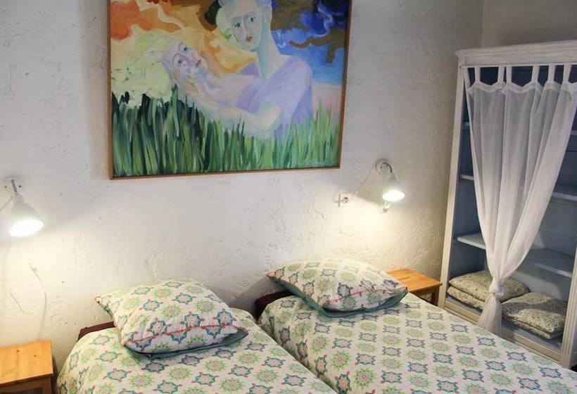 La Ferme De Vauvenieres