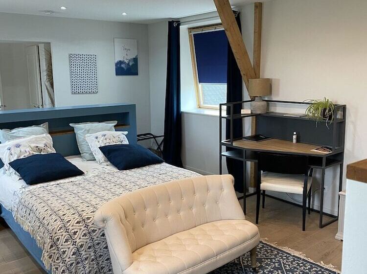 膳宿费 Aux Herbes Hautes