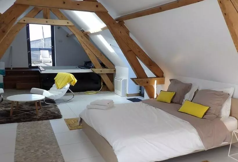 ペンション Aux Herbes Hautes