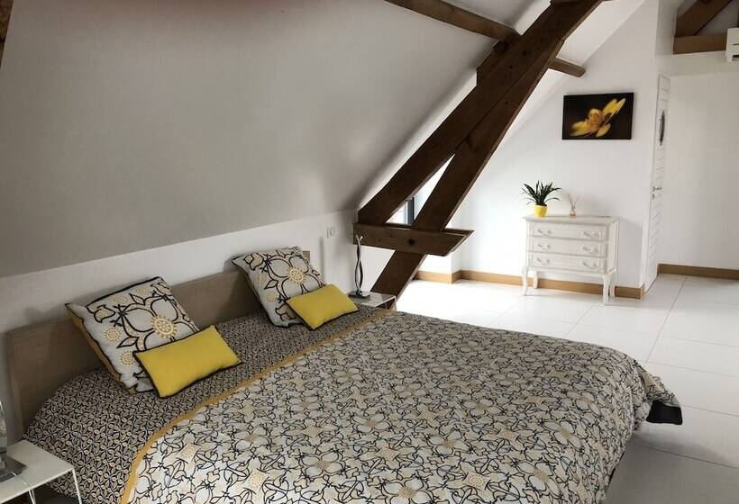 膳宿费 Aux Herbes Hautes