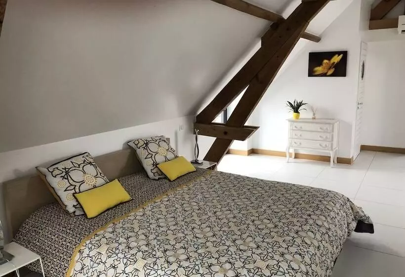 ペンション Aux Herbes Hautes