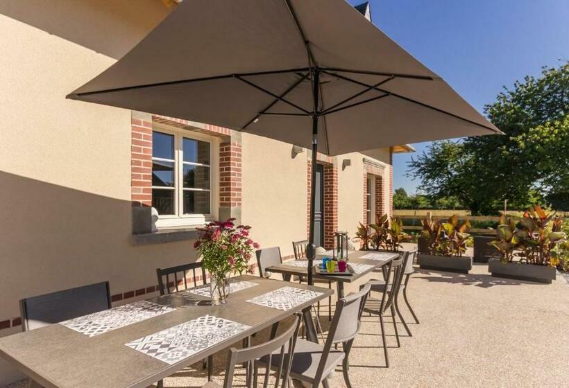 פנסיון Chambres Le Tirel