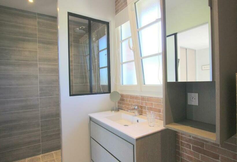 פנסיון Chambres Le Tirel