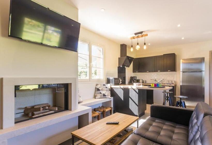 פנסיון Chambres Le Tirel