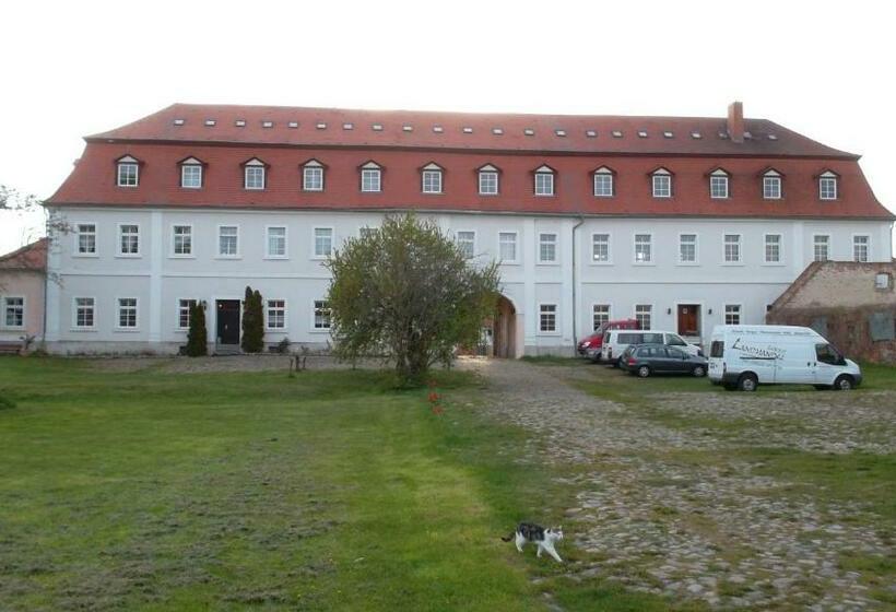 ペンション Domäne Badetz