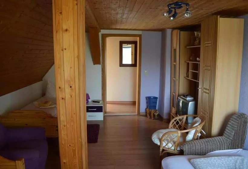 Majatalo Gaststätte Zum Fährmann