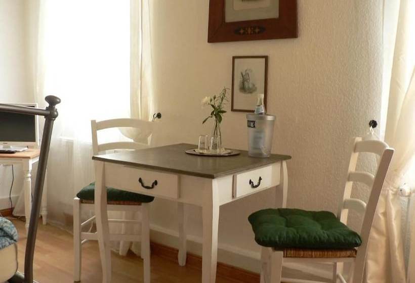 膳宿费 Gästehaus Cheval Blanc