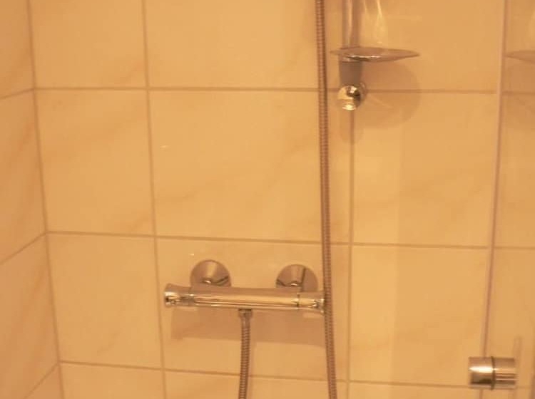 膳宿费 Gästehaus Cheval Blanc