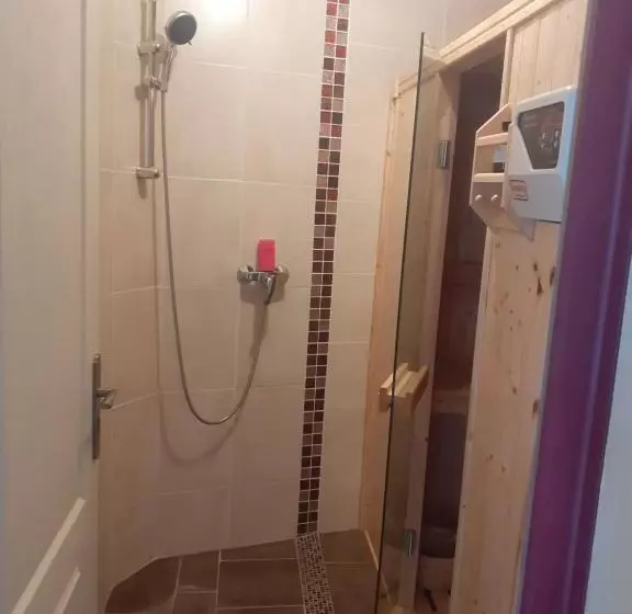 Majatalo La Grenouillere