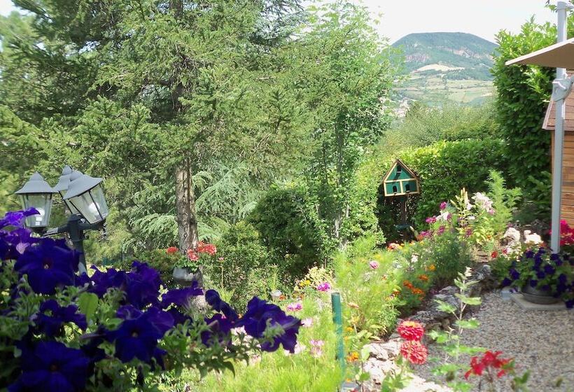 펜션 Les Egalieres