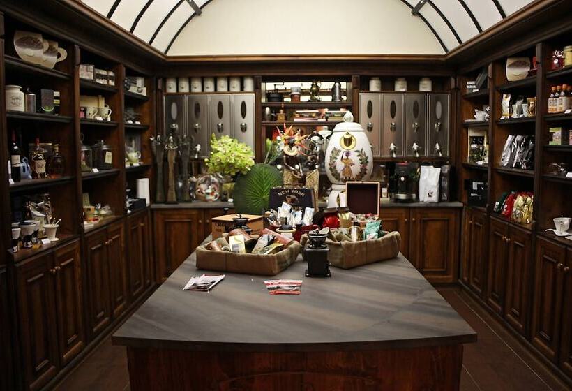 بنسيون Moness Hotel Und Kaffeerösterei