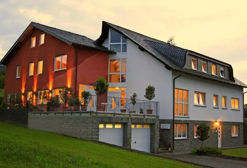 Majatalo Gästehaus Vinaria